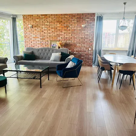 165m2, 500m Od Starowki Apartmán