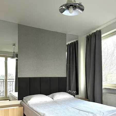 165m2, 500m Od Starowki Gdaňsk