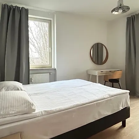 165m2, 500m Od Starowki Gdaňsk